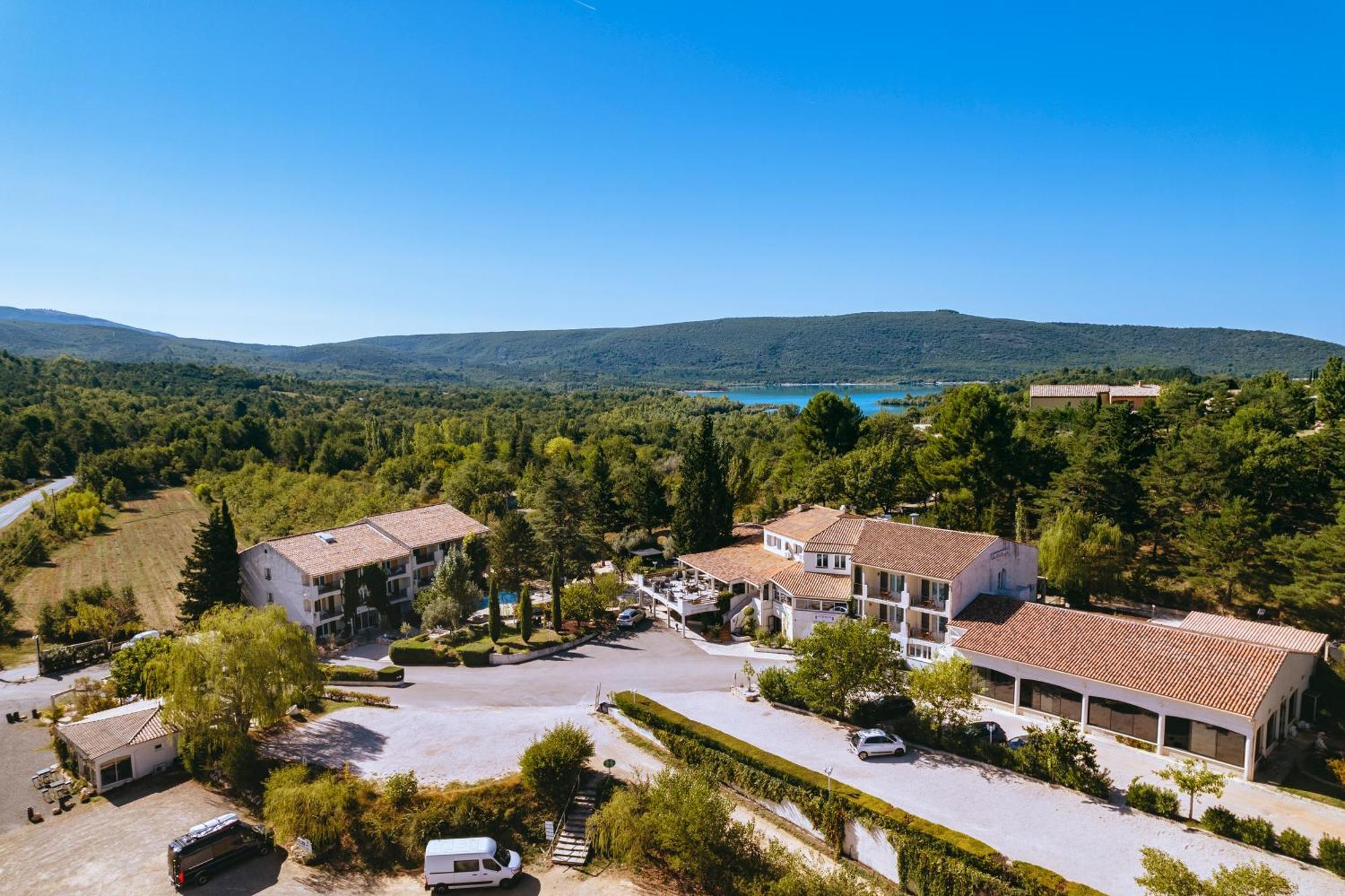 Hotel Spa L'Ermitage Ле Саль-Сюр-Вердон Экстерьер фото